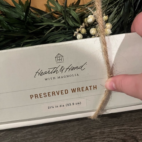 Hearth and Hand preserved greenery and white berries wreaths - Picture 4 of 5